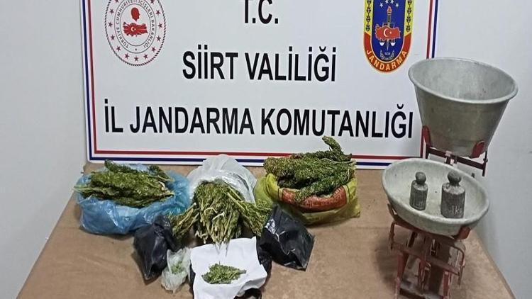 Siirt’te uyuşturucu taciri kıskıvrak yakalandı