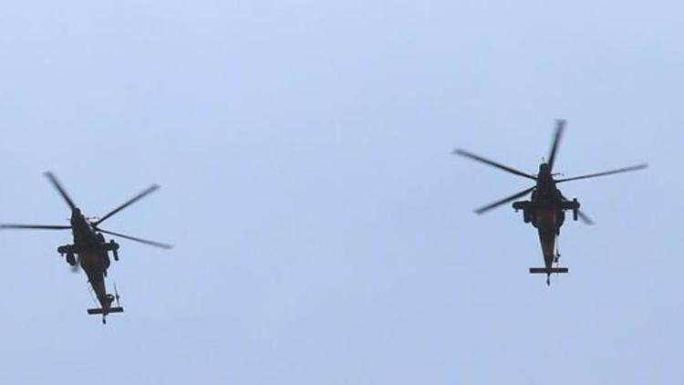Atak helikopterleri Teknofestte boy gösterdi, kimse gözünü ayıramadı