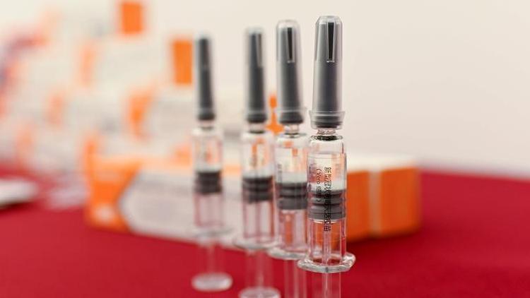 Çinli şirket Kovid-19 aşı adayının 2021 başında kullanıma hazır olabileceğini açıkladı