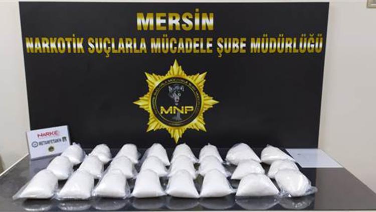 Mersin’de 12 kilogram metamfetamine 8 gözaltı