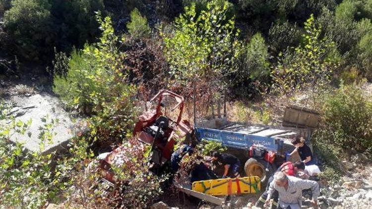 Şarampole devrilen traktördeki Kevser öldü, 2 yaralı