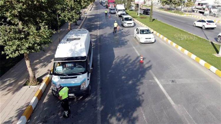 Polis ekiplerinden toplu taşıma araçlarına dronla sıkı denetim