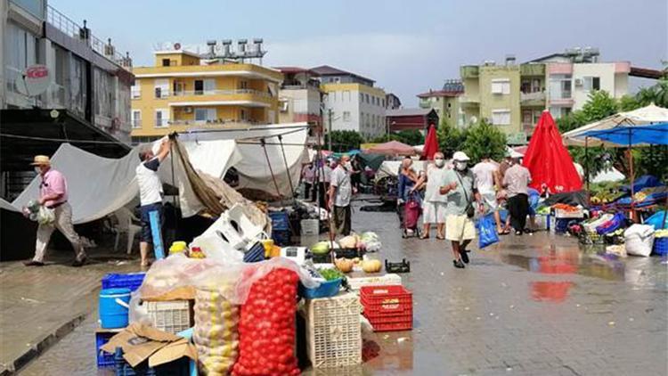 Gazipaşa’da sağanak etkili oldu