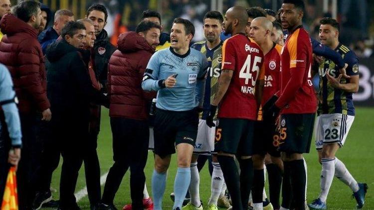 Galatasaray - Fenerbahçe derbilerinin faturası ağır oluyor