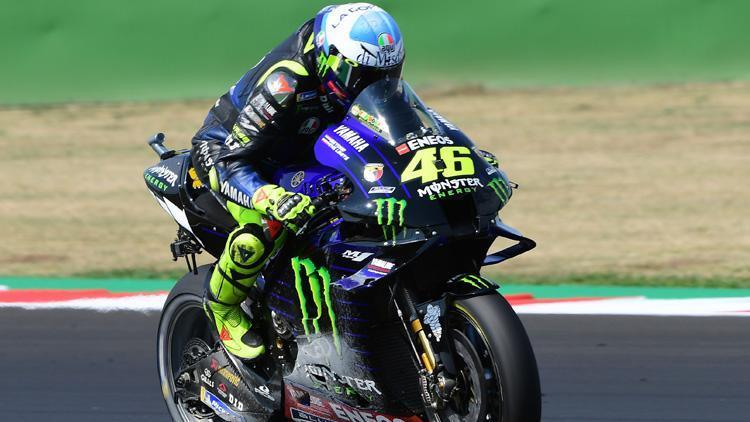 41 yaşındaki Valentino Rossi, Petronas Yamaha için yarışacak