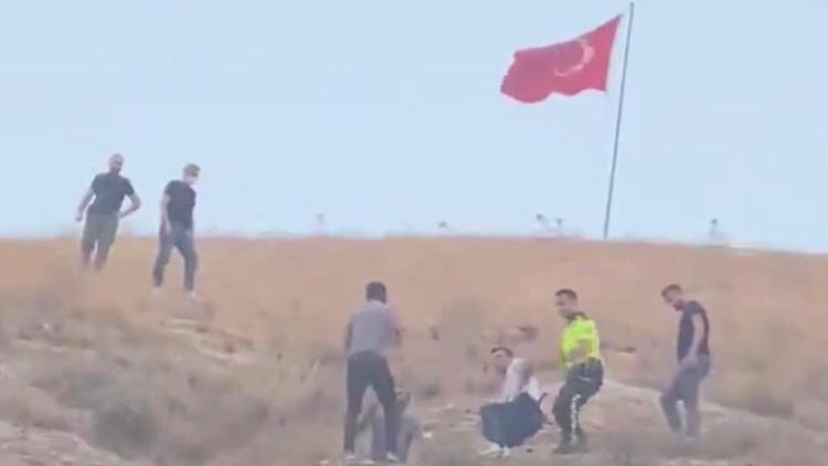 Son dakika haberler: Tepki çeken olay... Şanlıurfada Türk bayrağını indirmeye çalışan şahıs tutuklandı