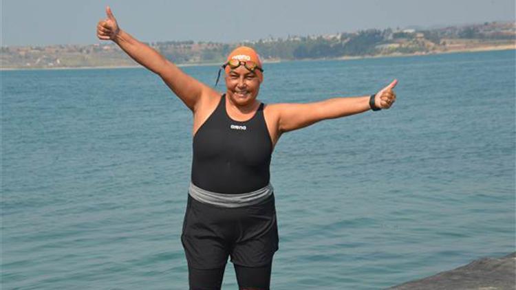 Manş Denizi’ni geçen ilk Türk kadını: Açık deniz parkurlarında yüzün