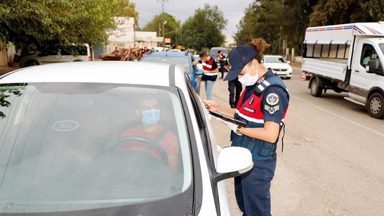 Maske takmayan 6 kişiye 5 bin 400 lira ceza