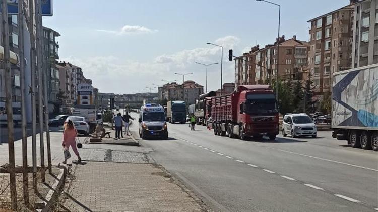 Sungurluda tırın çarptığı şahıs ağır yaralandı