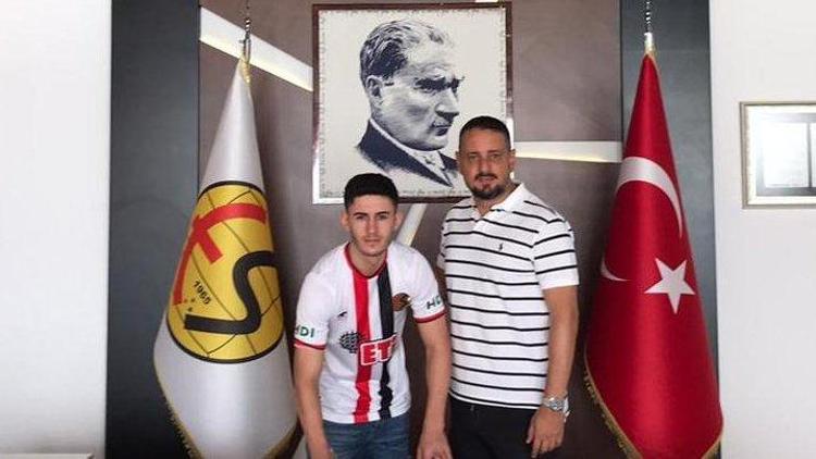 Transfer haberleri | Eskişehirspor, Tolga Yakut ile sözleşme yeniledi