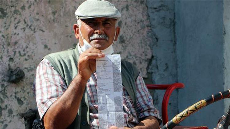 Tokat dışına çıkarmadığı traktörüne, Manisa’da trafik cezası kesildi