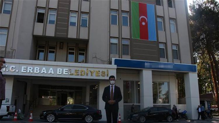 Erbaa’dan Azerbaycan’a bayraklı destek