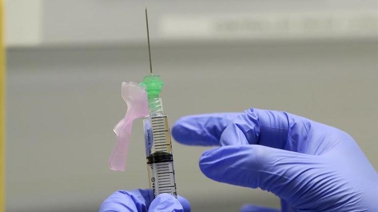 Afrikada 15 noktada Kovid-19 aşı denemesi yapılıyor