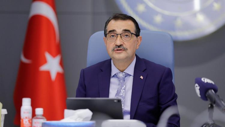 Bakan Dönmez: Türk ekonomisi, bu süreci en az hasarla atlatan ülkelerden olacak