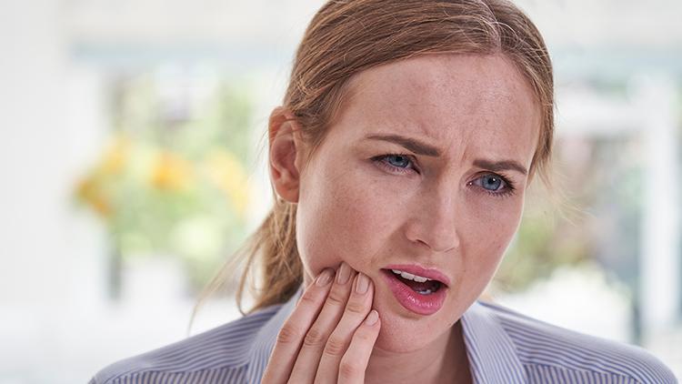 Diş eti kanamaları çeşitli ağız problemlerine işaret edebilir