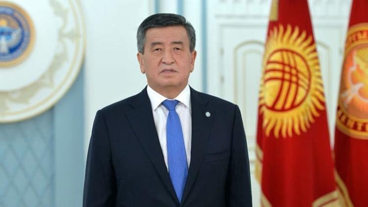 Son dakika: Kırgızistanda hükümet düştü