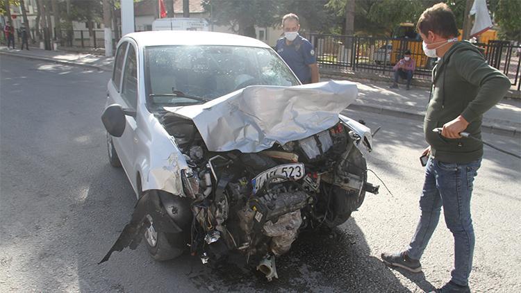 Konya’da otomobiller çarpıştı: 3 yaralı