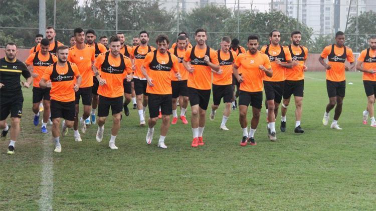 Adanaspor, milli maç arasını kamp havasında geçiriyor