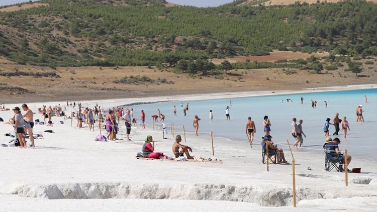 Burdur Valisi Ali Arslantaş: Salda Gölü çevresinde bisiklet yolu yapılacak