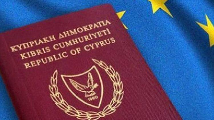 Son dakika: Güney Kıbrıstaki altın pasaport yolsuzluğu istifa getirdi