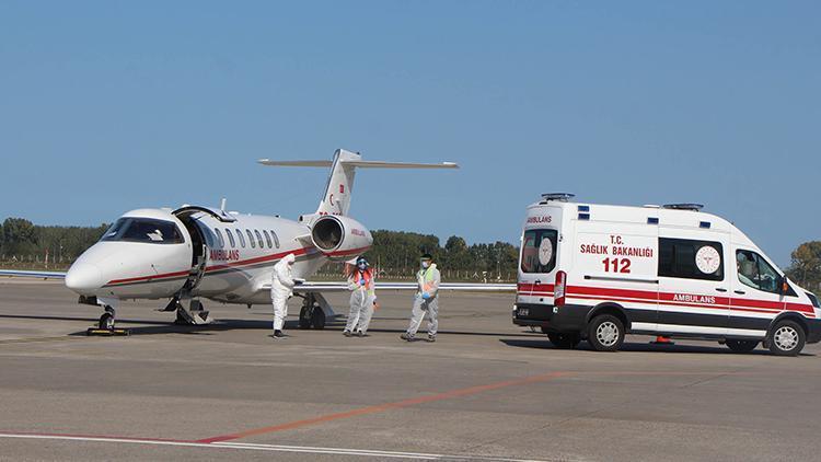 Koronavirüs olan Afgan uyruklu doktor, ambulans uçakla Türkiye’ye getirildi