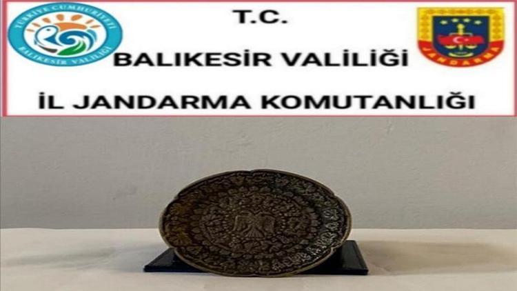 Tarihi eser kaçakçıları yakalandı