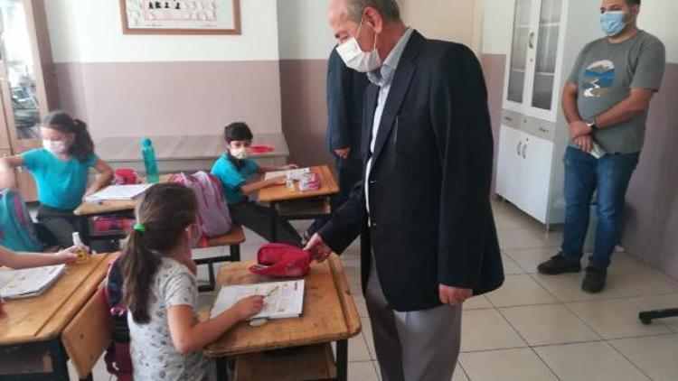 Orhangazide İlçe Milli Eğitim Müdürü Karatosun, okulları ziyaret etti