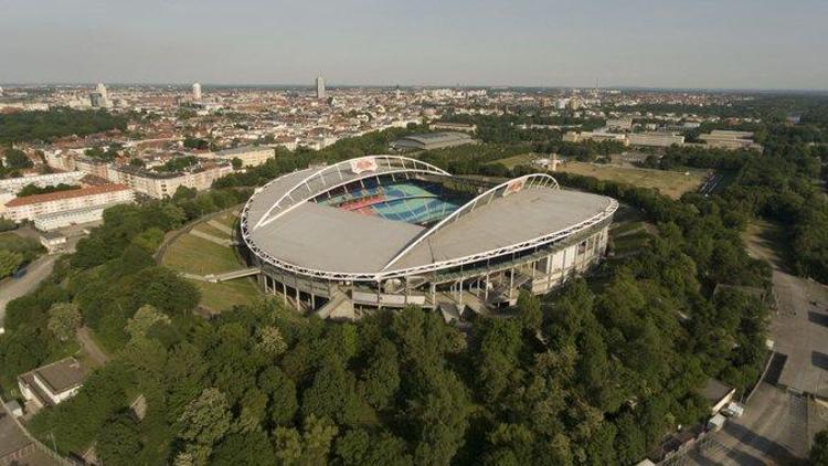 Son Dakika | Leipzig, Başakşehir maçına alınacak seyirci sayısını açıkladı