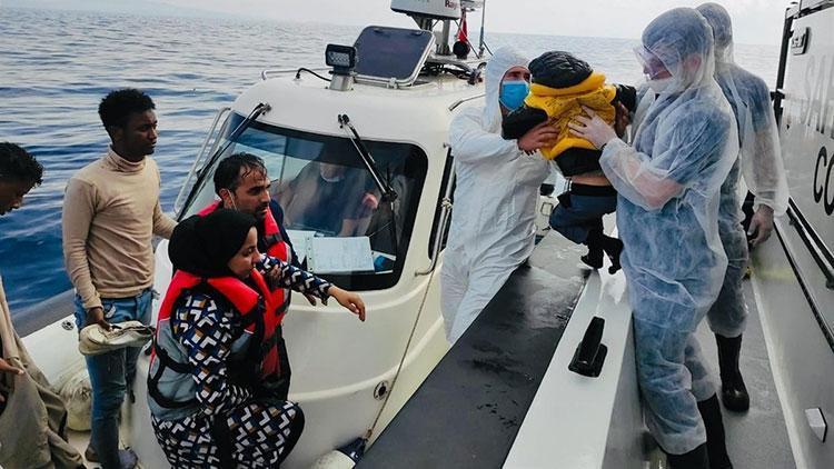 İzmir’de çok sayıda kaçak göçmen kurtarıldı