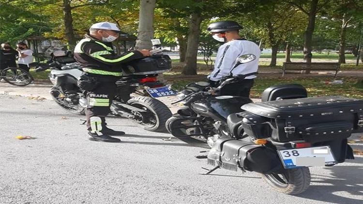 Kayseri polisinden motosiklet denetimi