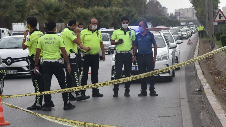 Antalyada motosikletiyle bariyere çarpan Ahmet Ovacık hayatını kaybetti