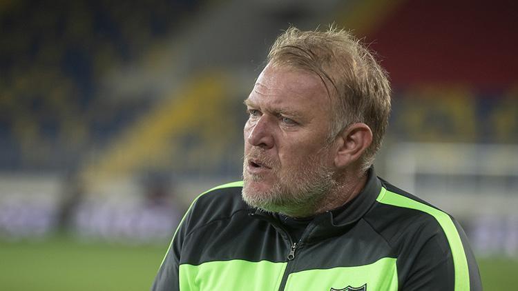 Denizlispor Teknik Direktörü Robert Prosinecki: Beşiktaş’a karşı iyi oyunumuzu sürdürmek istiyoruz