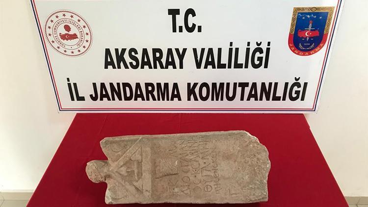 Jandarmadan tarihi mezar taşı operasyonu