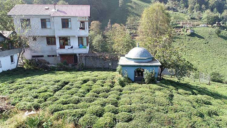 Rizede ölmeden önce kendisine yaptırdığı mezar görenleri şaşırttı