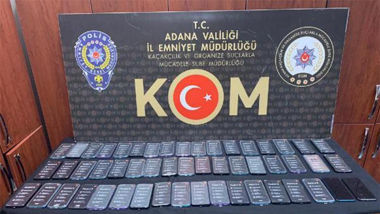 Adana’da gümrük kaçağı 116 cep telefonu ele geçirildi