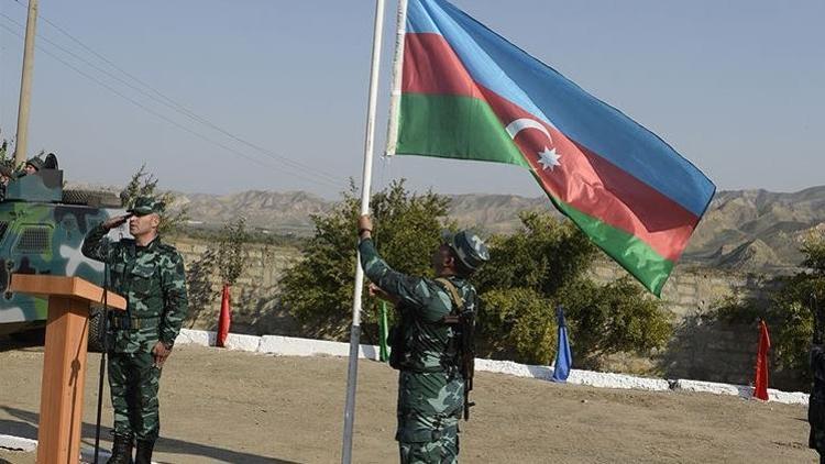 Azerbaycan, Ermenistanın işgalinden kurtarılan İran sınırına karakollar kurdu