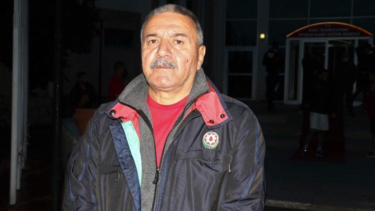 Azerbaycan Erkek Boks Milli Takımı Başantrenörü Neriman Abdullahev: Cepheye gitmeye hazırız. Türk halkına minnettarız