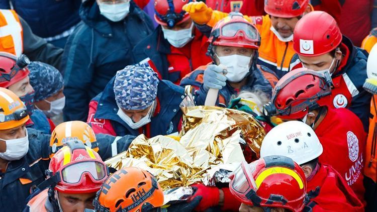 Sürekli vazoyla yere vurarak ses çıkartan anne, 4 çocuğunu bir araya getirdi Elifin son durumunu dayısı anlattı