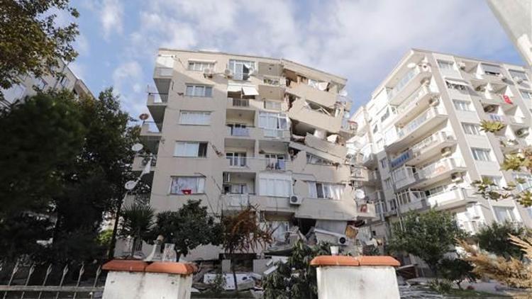 Son dakika: İzmirde deprem operasyonu Müteahhitlerin de aralarında olduğu 9 kişi gözaltına alındı
