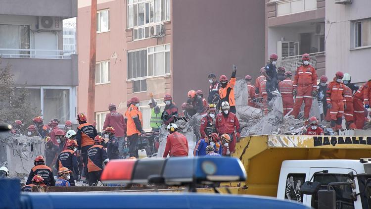 AFAD Başkanı Güllüoğlundan depremzedelere çağrı