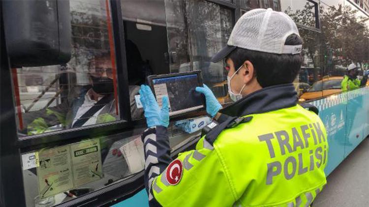 Beyoğlunda toplu ulaşım araçlarında koronavirüs denetimi