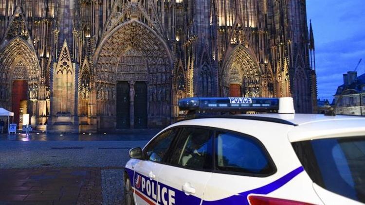 Fransadaki saldırıyla ilgili 4 yeni gözaltı