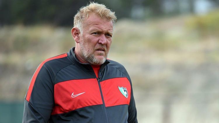 Denizlispor Teknik Direktörü Robert Prosinecki: Bakımı daha iyi yerlere taşıyacağız...