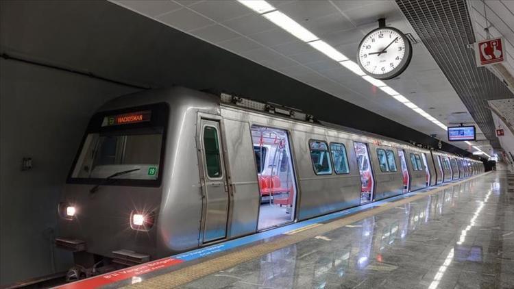 Geçici olarak yolcu alımına kapatılan Yenikapı metro istasyonu açıldı