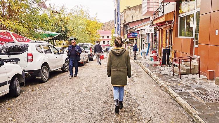 Okul masrafları için bulaşık yıkıyordu iş yerinde tacize uğradı