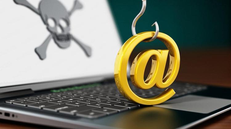 Uzmanlar uyarıyor: Oltalama e-postalarına ve web sitelerine dikkat