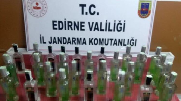 Edirnede 30 şişe kaçak içki ele geçirildi