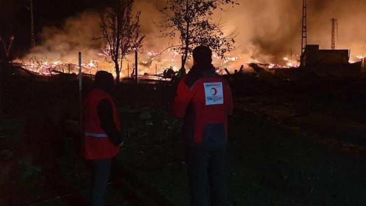 Kastamonuda korkutan yangın:  Bir cami ve 10 ev yandı