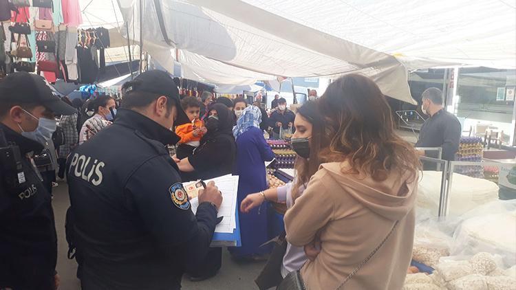 Ataşehirde semt pazarında maske ve sigara denetimi yapıldı