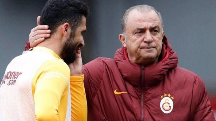 Son Dakika | Galatasaraydan Emre Akbabaya yeni sözleşme teklifi